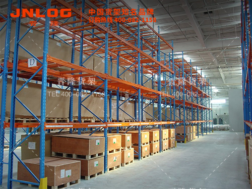 <b>貨架采購(gòu)一步到位，就選松江貨架廠</b>