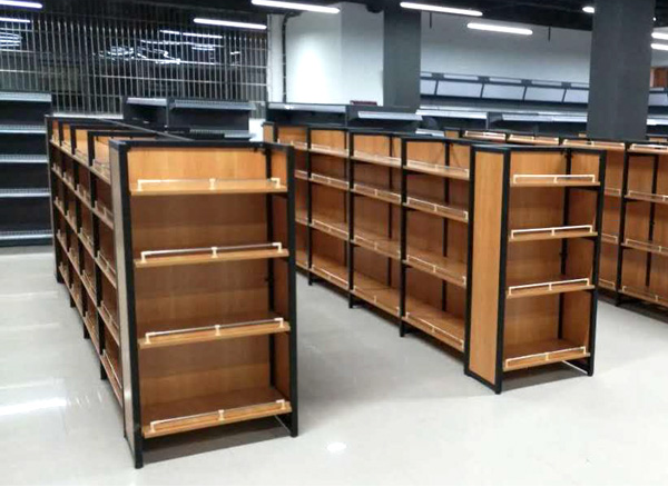 <b>如何清除超市貨架上的異味？</b>